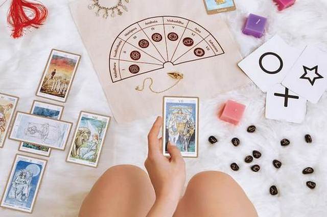  Tarocchi al telefono